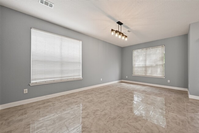 Building Photo - 9526 Heflin Colony Dr