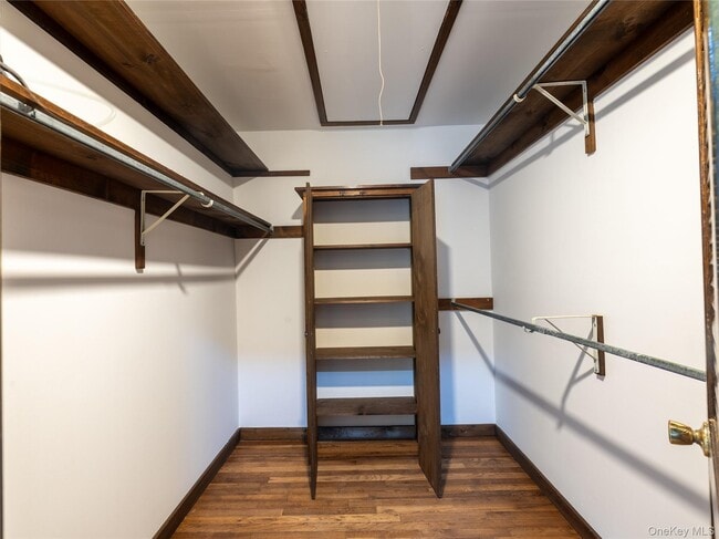 Building Photo - 11 Geralind Dr