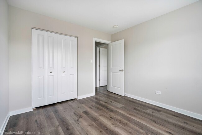 Building Photo - 1305 Turtle Creek Cir