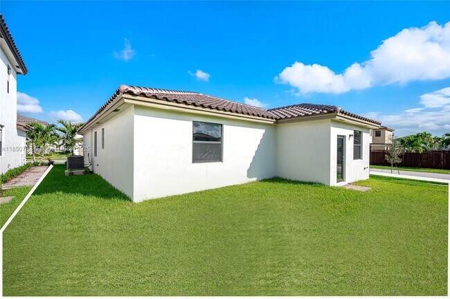 Building Photo - 11856 SW 241 Ter