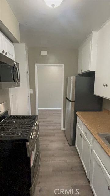 Building Photo - 1818 N Kingsley Dr