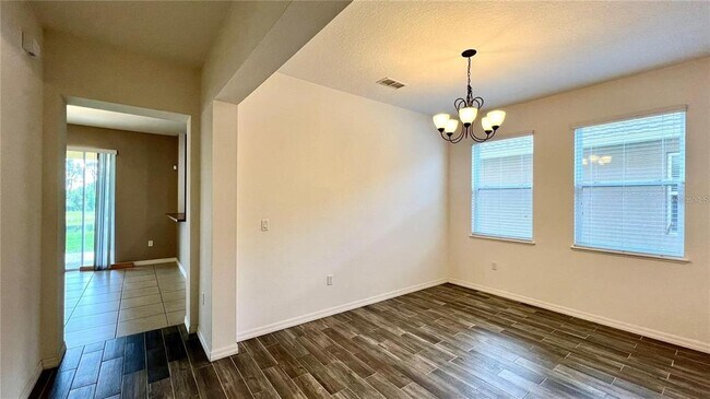 Building Photo - 3721 Maidencain St