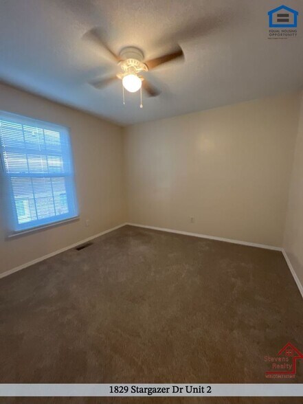 Building Photo - 1829 Stargazer Dr