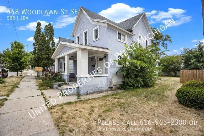 Building Photo - 448 Woodlawn St SE