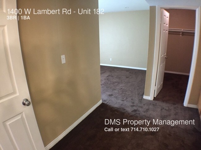 Building Photo - 1400 W Lambert Rd