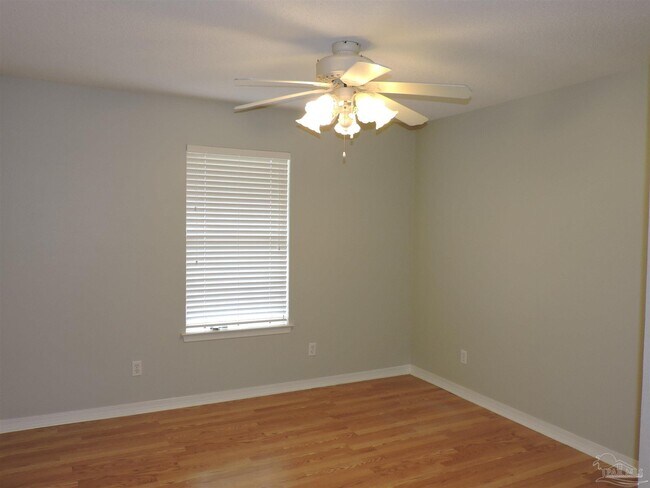 Building Photo - 5097 Chinook Ave