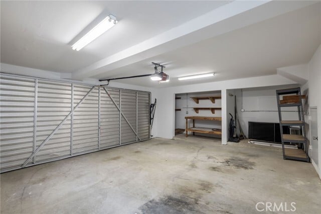 Building Photo - 604 N Irena Ave