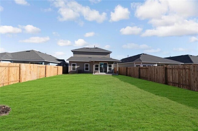 Building Photo - 209 Winding Hollow Ln