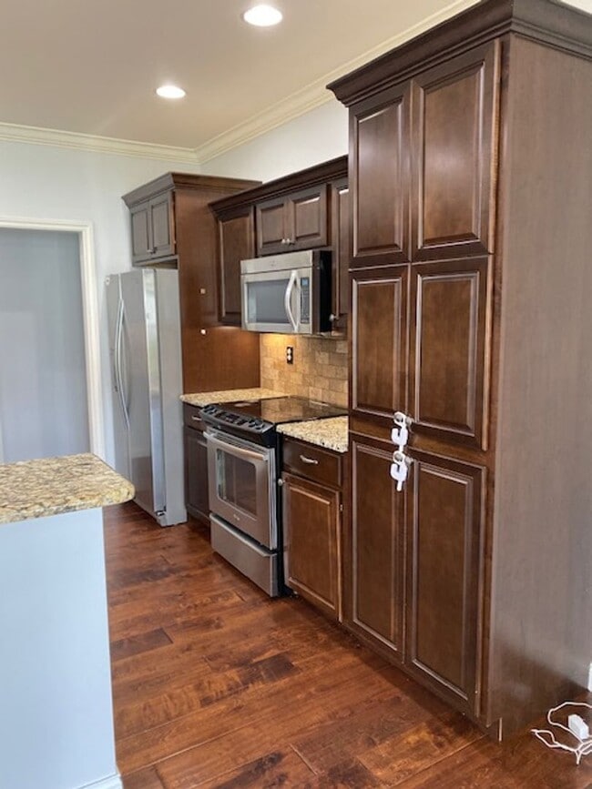 Building Photo - Coming Soon --- Mid-July (5 Bedroom, 3 Bat...