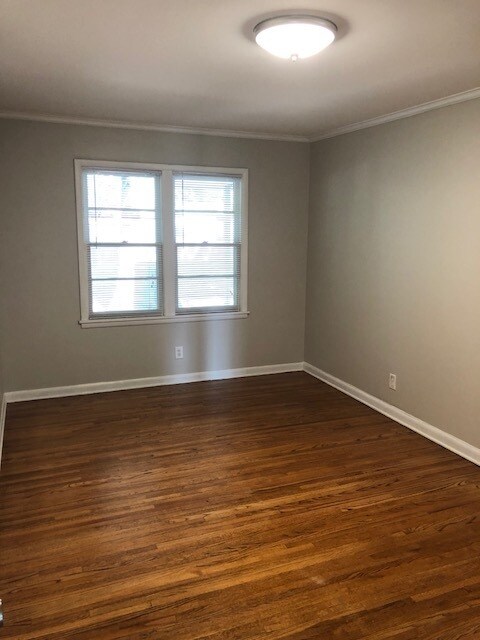 Building Photo - Wonderful Updates in this Midtown Charmer! 3 bed 1 bath, GREAT Kitchen!