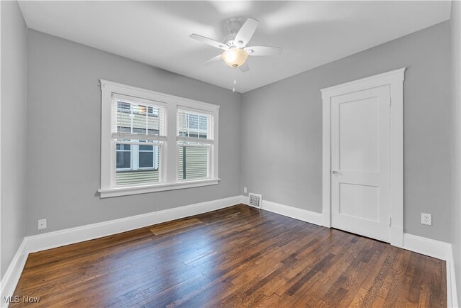 Building Photo - 9711 Clifton Blvd