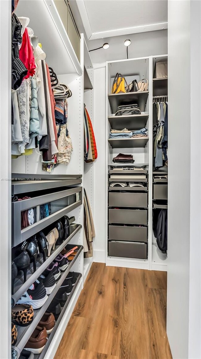 Building Photo - 651 Shiloh Terrace