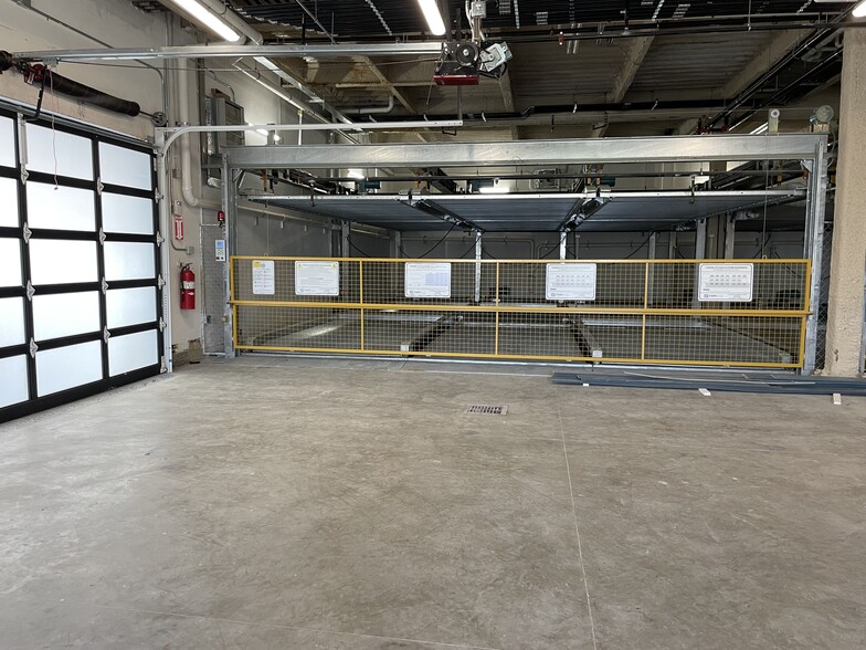 Garage Parking - State of the Art - 30 Penniman Rd