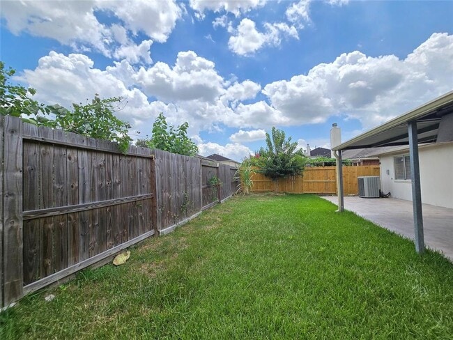 Building Photo - 4011 Lone Dove Ct