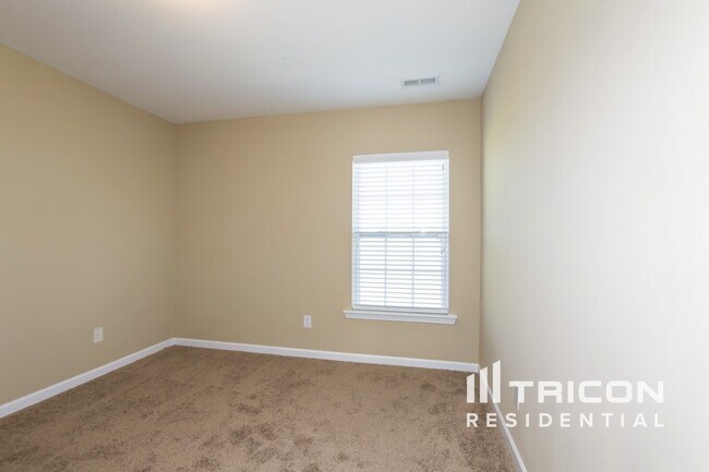 Building Photo - 10838 Traders Ct