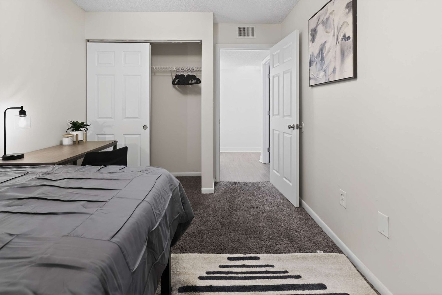 Building Photo - 800 Alexander Rd