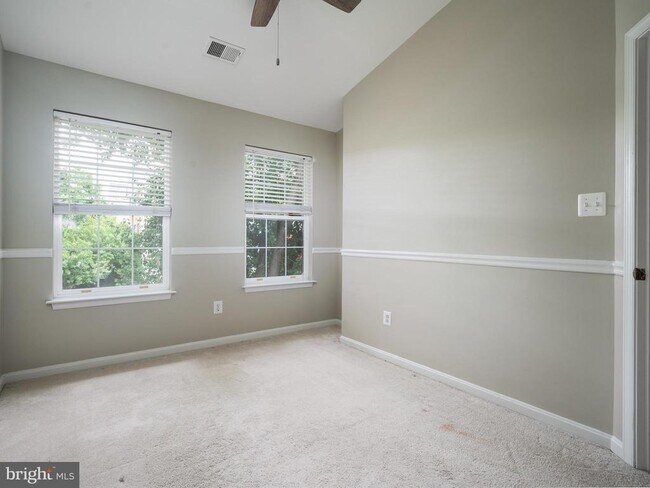 Building Photo - 3766 Tonbridge Pl