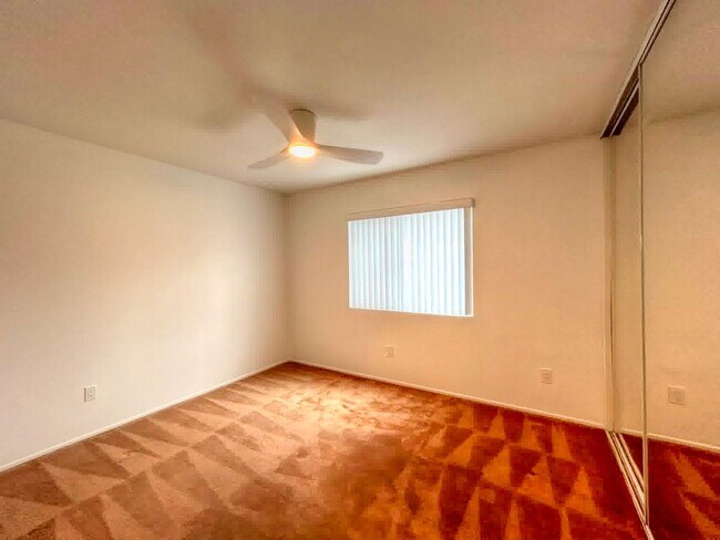 Building Photo - 33936 Alcazar Dr