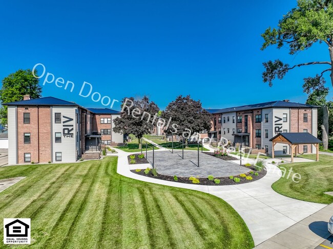Building Photo - 1823 Griswold Dr