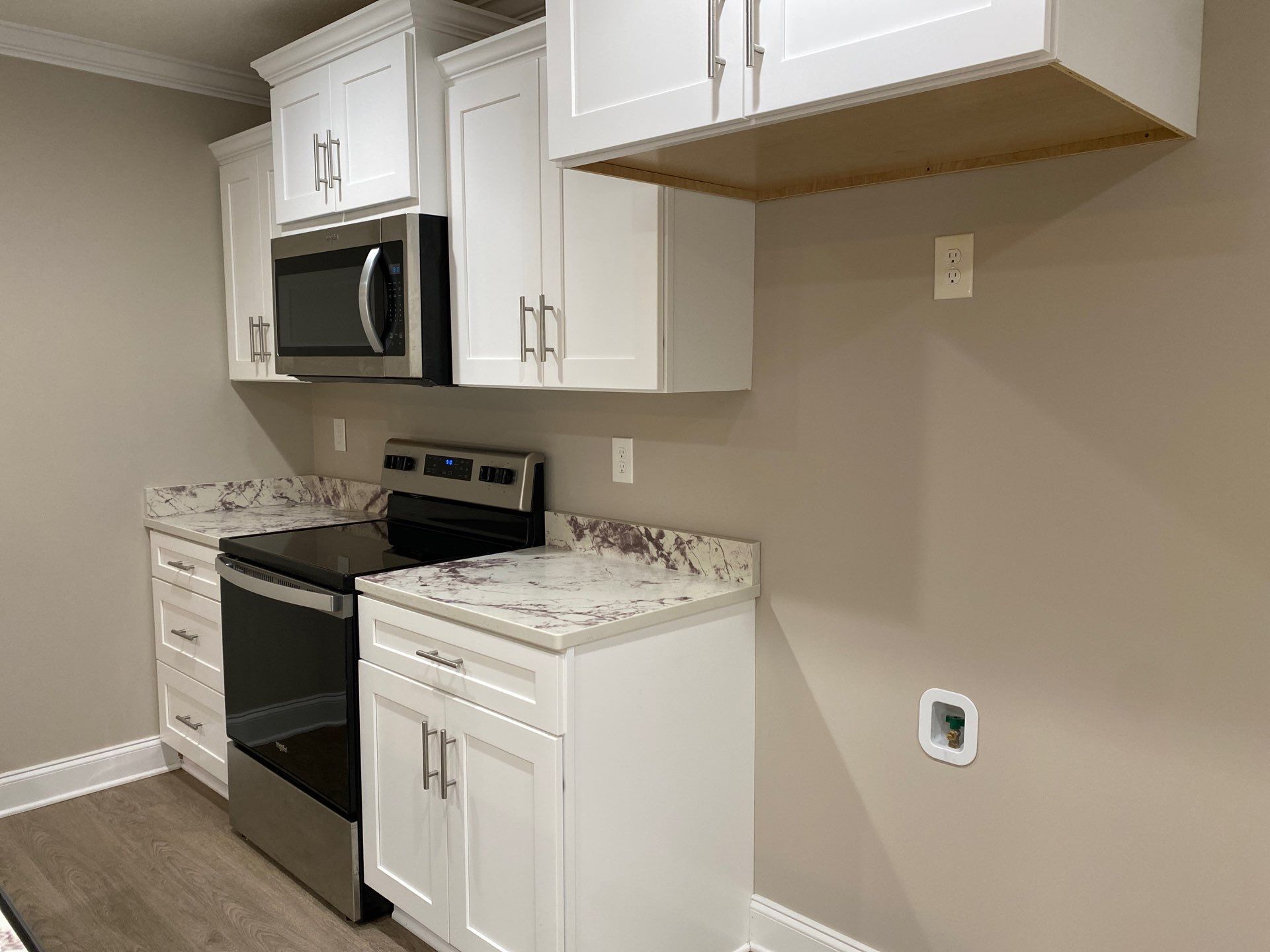 Building Photo - 160 Livingston Way