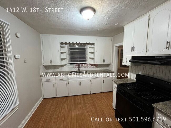 Building Photo - 1412 W 18th St