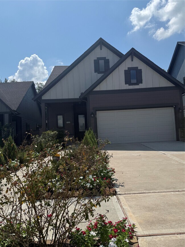 Building Photo - 10526 William Pk Dr