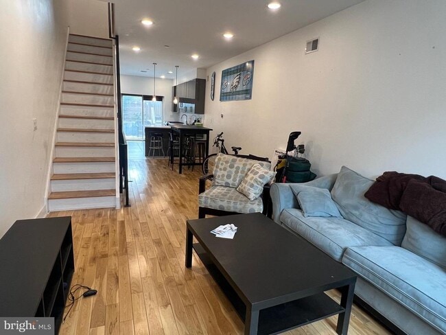 Building Photo - 1431 N 28th St