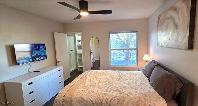 Building Photo - 7255 W Sunset Rd