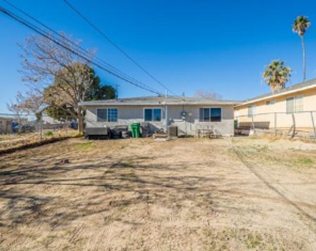 Building Photo - Affordable 3 bedroom / 1 bathroom home in Banning