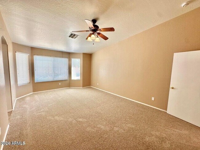 Building Photo - 11727 N 153rd Ave