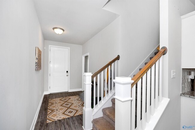 Building Photo - 134 Heritage Lakes Blvd