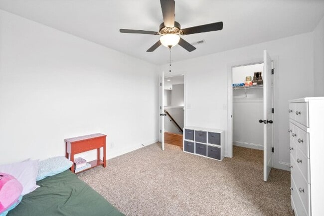 Building Photo - Stunning Home in Wellington Fields Ready f...
