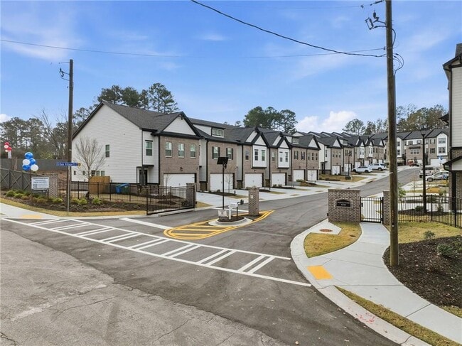 Building Photo - 5728 Urban Vlg Wy