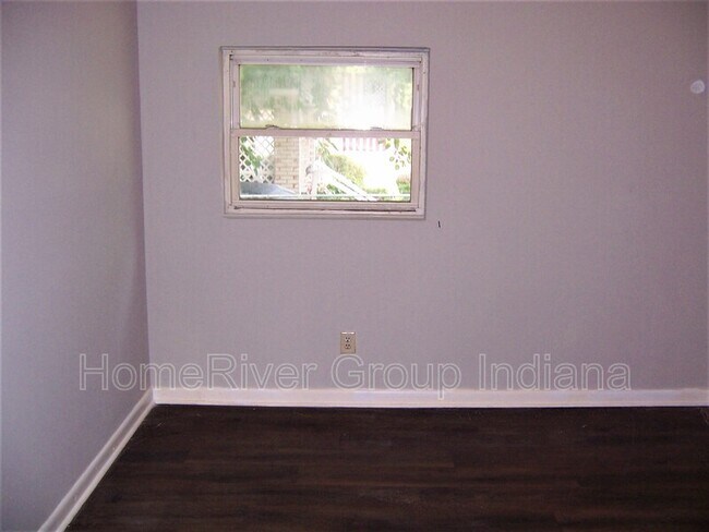 Building Photo - 3301 W 11th St