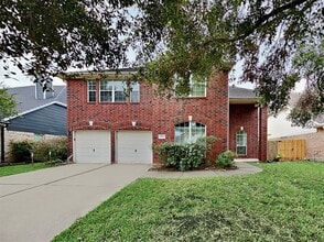 Building Photo - 3719 Pine Lake Dr