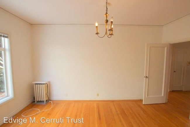 Building Photo - 3636 Scott St