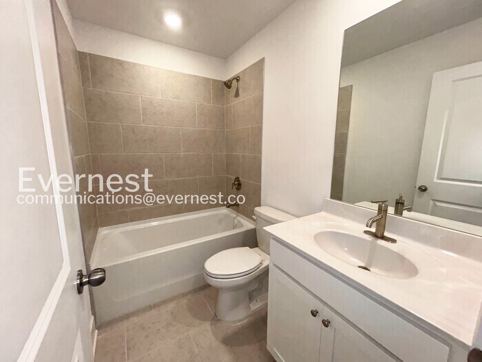 Building Photo - 2535 Superus Ct