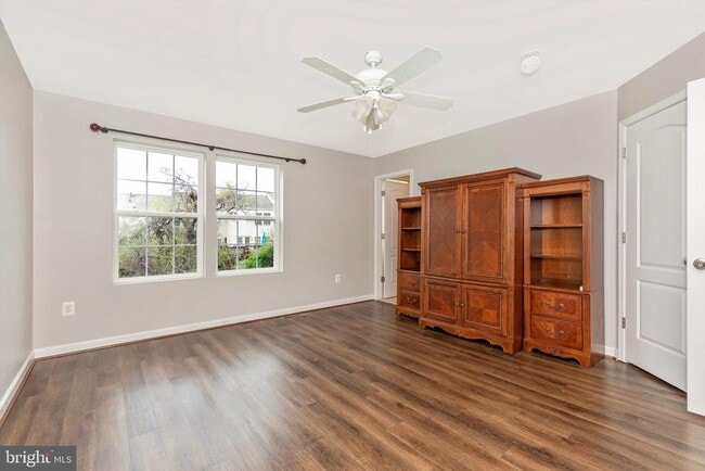 Building Photo - 6226 Newport Pl