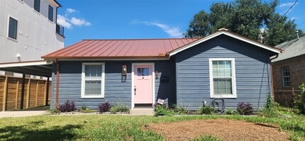 Building Photo - 112 Robert Lee Rd