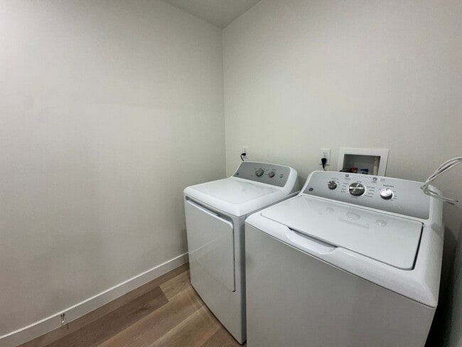 Building Photo - Move-in Discount!! - Brand New Construction - 3 bedroom- 2 bath 4 Plex