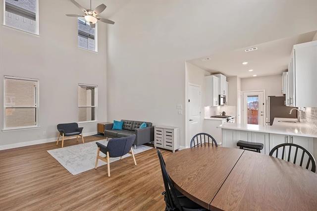 Building Photo - 11503 Empress Dr