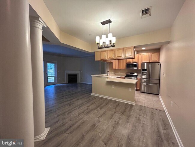 Building Photo - 2921 Deer Hollow Way