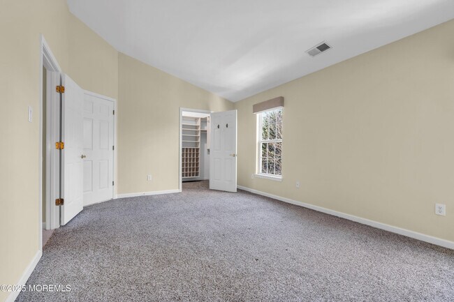 Building Photo - 12 Coral Place