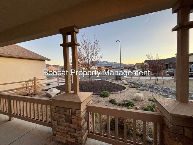 Building Photo - 100 Deschutes Dr