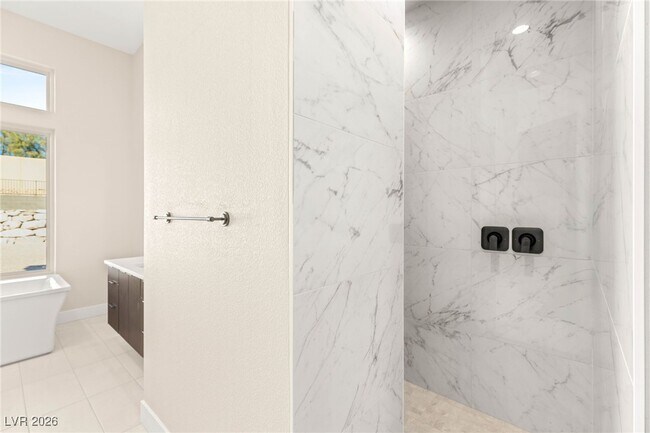 Building Photo - 11014 Horizon Ledge Ave