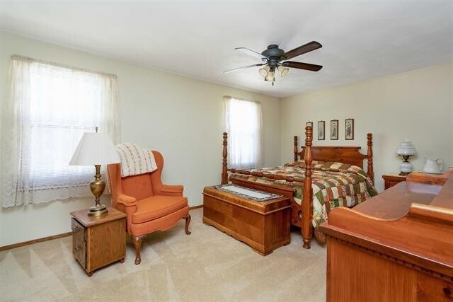 Building Photo - 920 E Northwood Dr