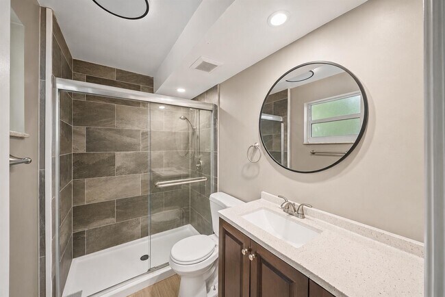 Building Photo - 4528 SW 54th St