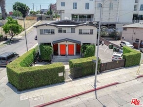Building Photo - 1132 Myra Ave