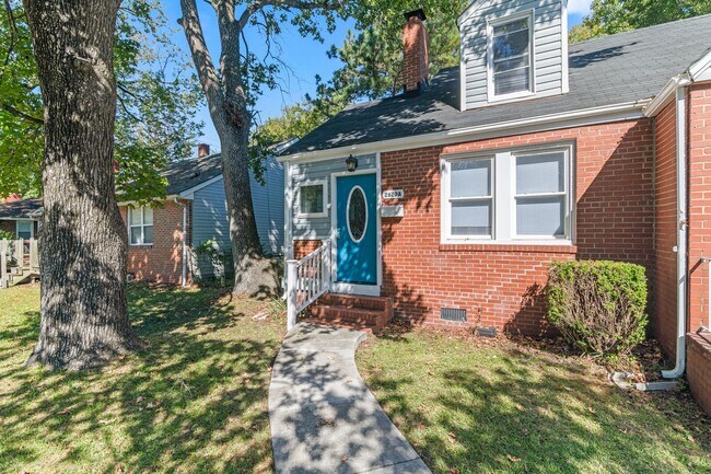 Primary Photo - 2620 Mapleton Ave