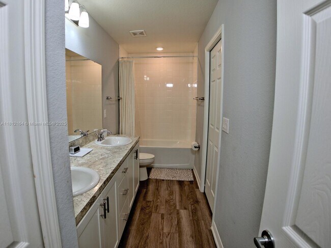 Building Photo - 3014 Fieldwood Cir